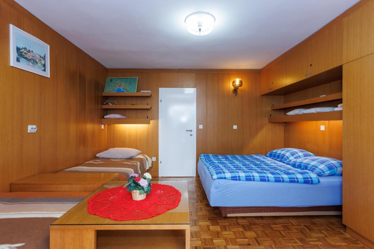Apartments Pika 크르크 외부 사진